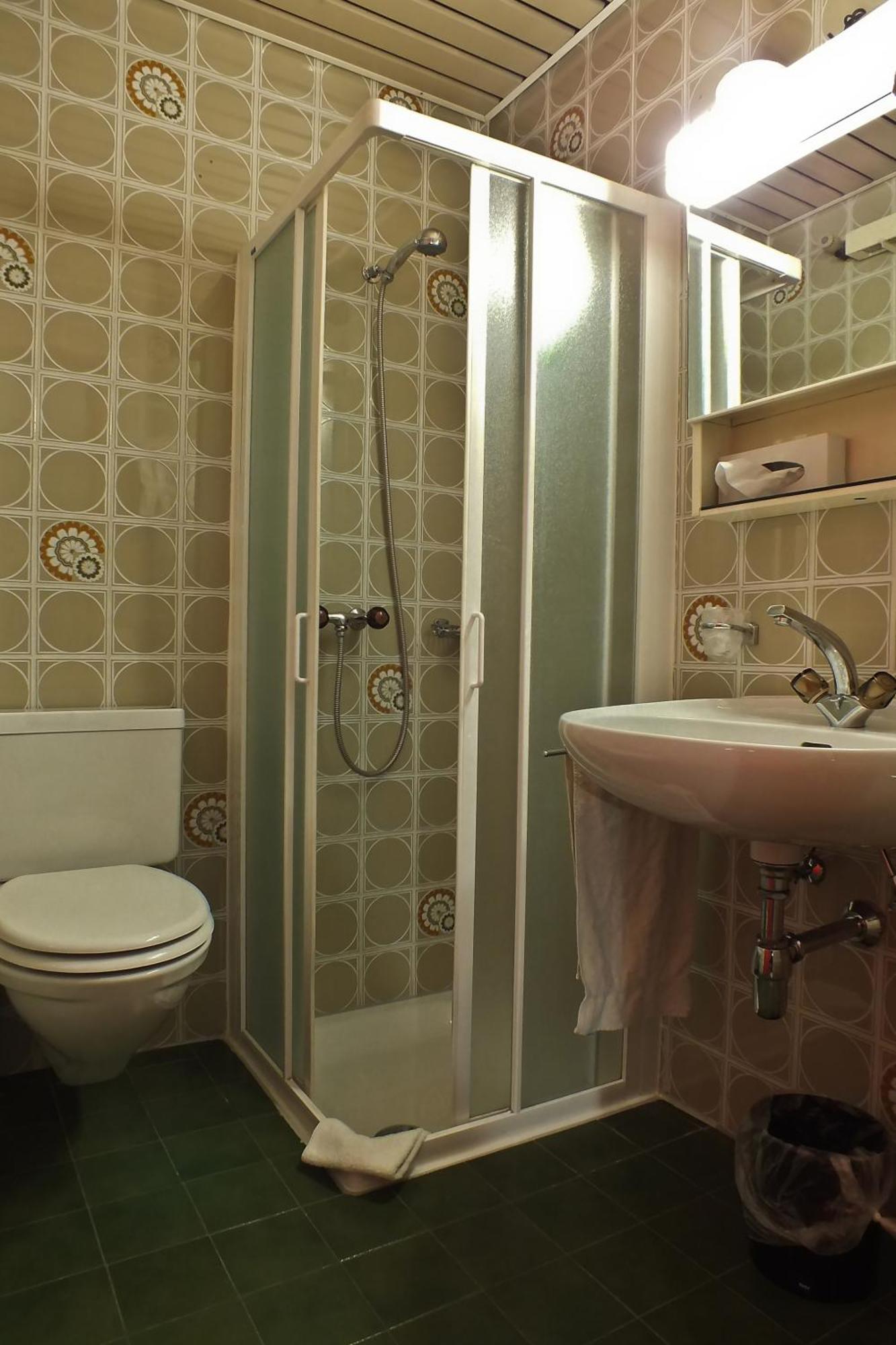 Hotel Garni Centro ชิอาซโซ ภายนอก รูปภาพ