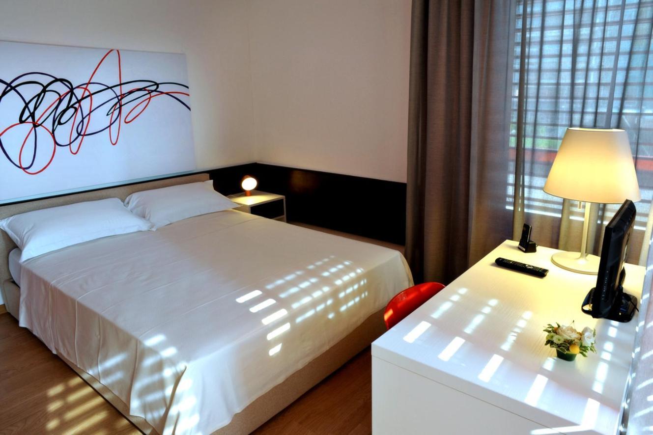 Hotel Garni Centro ชิอาซโซ ห้อง รูปภาพ