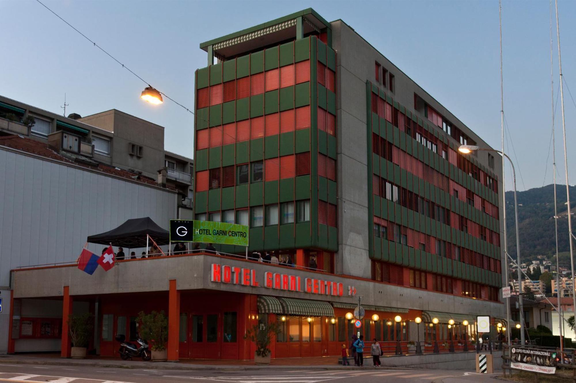 Hotel Garni Centro ชิอาซโซ ภายนอก รูปภาพ